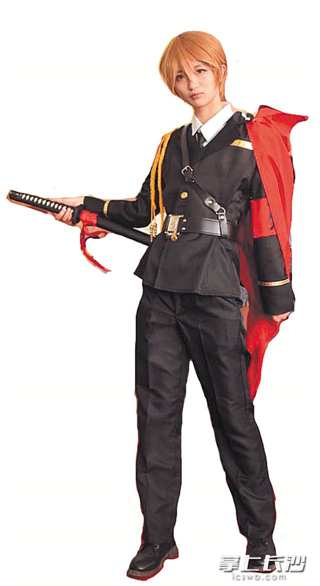 女扮男、男扮女的“反串”cosplay也十分流行。