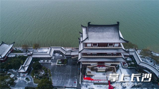 杜甫江阁。