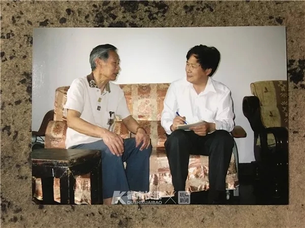 2009年王佩智去拜访丁裕年求证时的照片