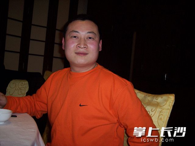 2008年体重一度达180斤的公云峰