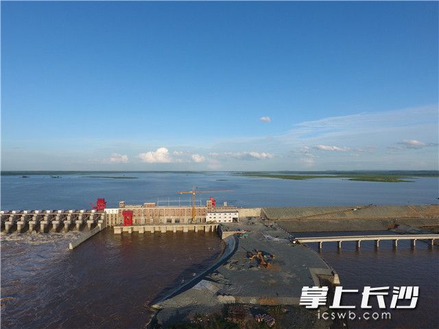 柬埔寨桑河二级水电站。