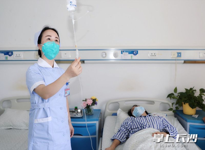 目前患者王女士在接受糖尿病、肺结核的相关治疗。由医院供图