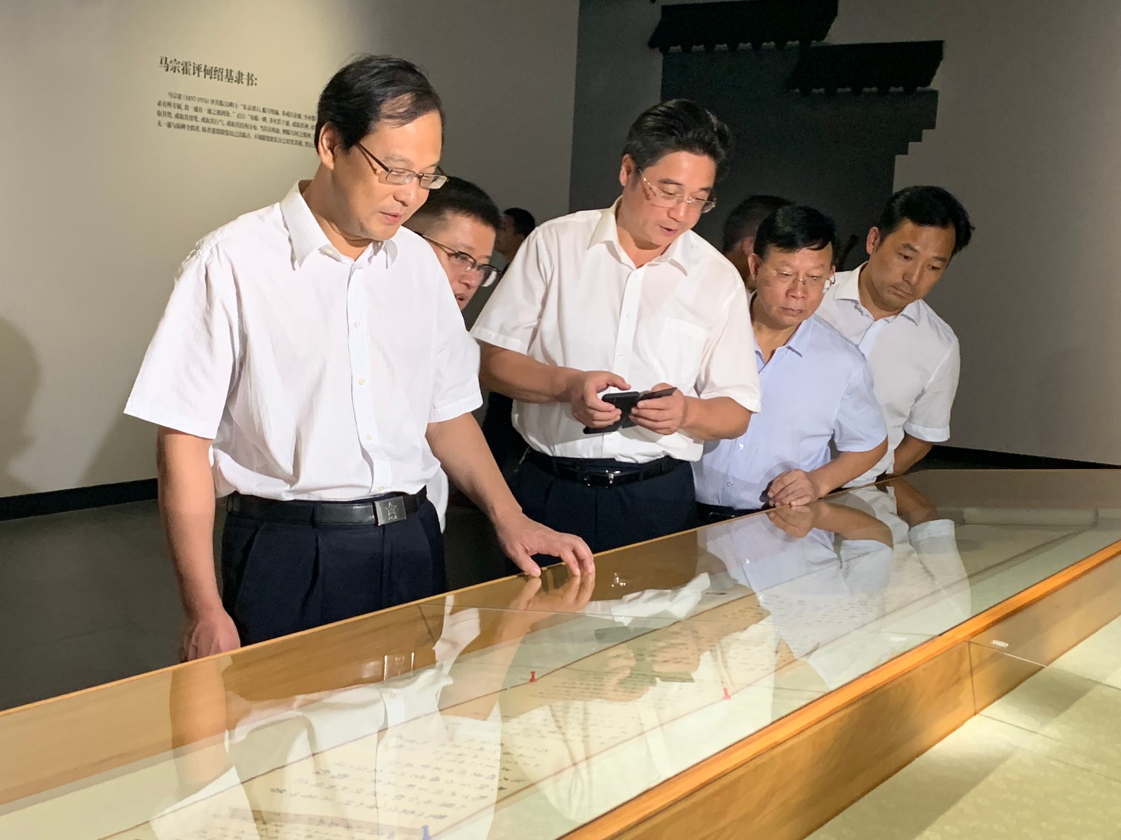 高山专题调研暑期全市公共文化场所开放及服务工作情况。均为长沙晚报全媒体记者 李静 摄。