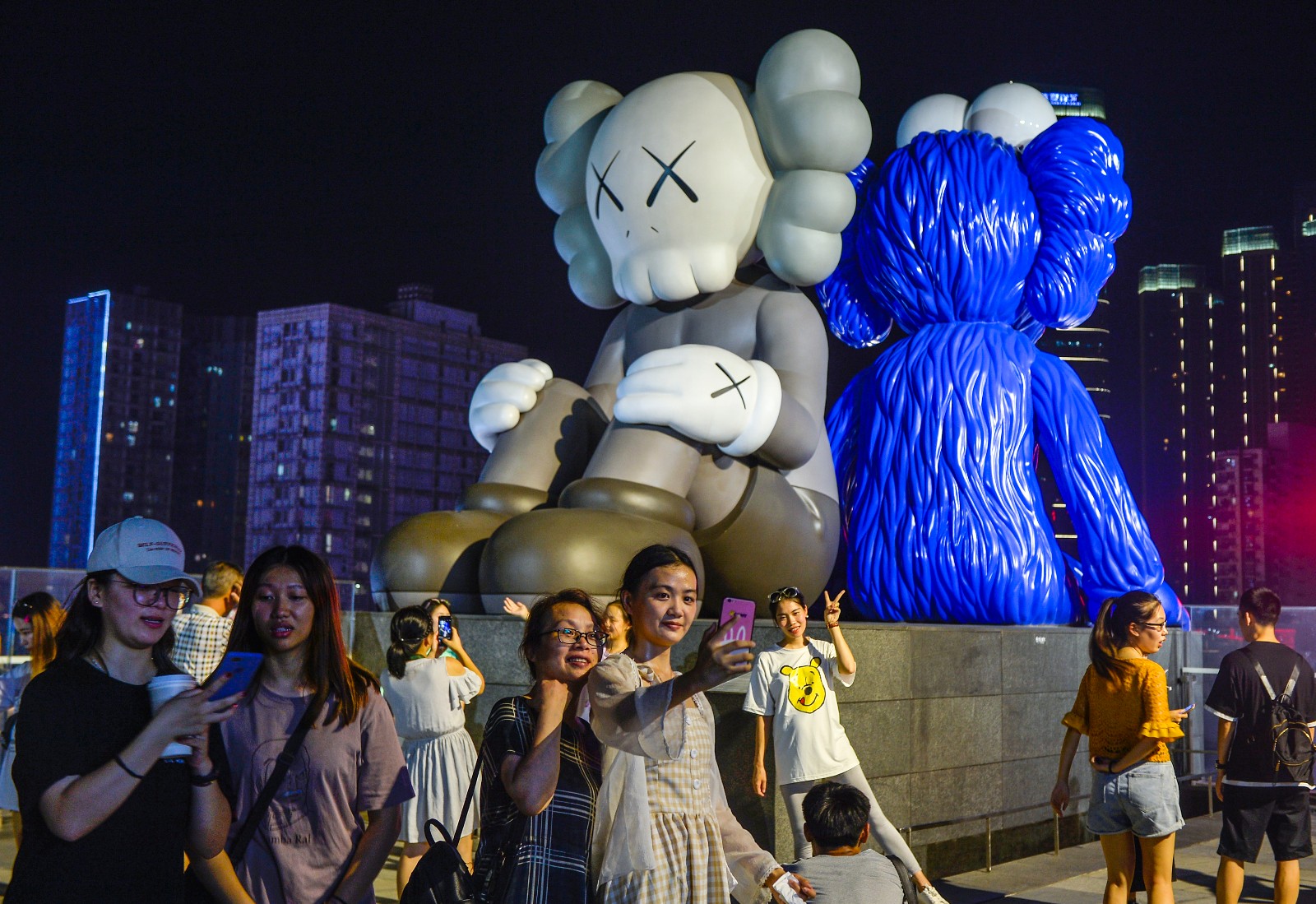 五一商圈成为网红打卡地。长沙晚报全媒体记者邹麟摄