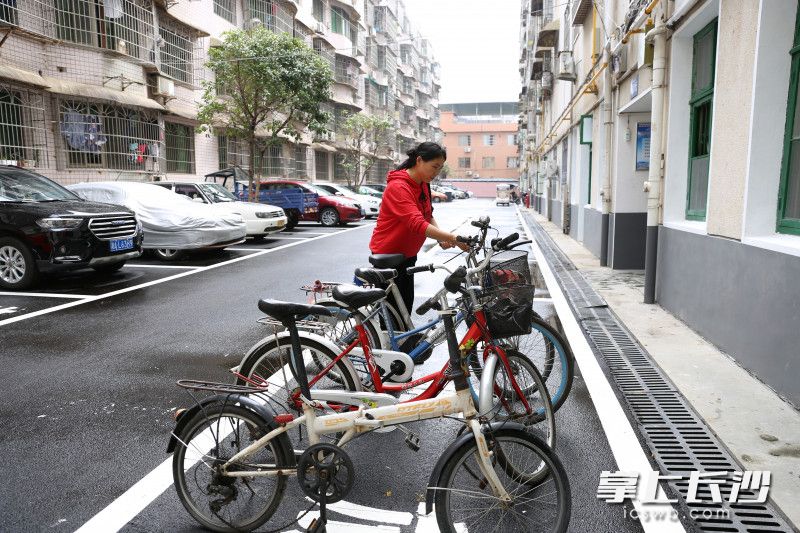 永磷小区，经过业主充分讨论，单车棚拟建在这个角落。长沙晚报全媒体记者 颜开云 摄