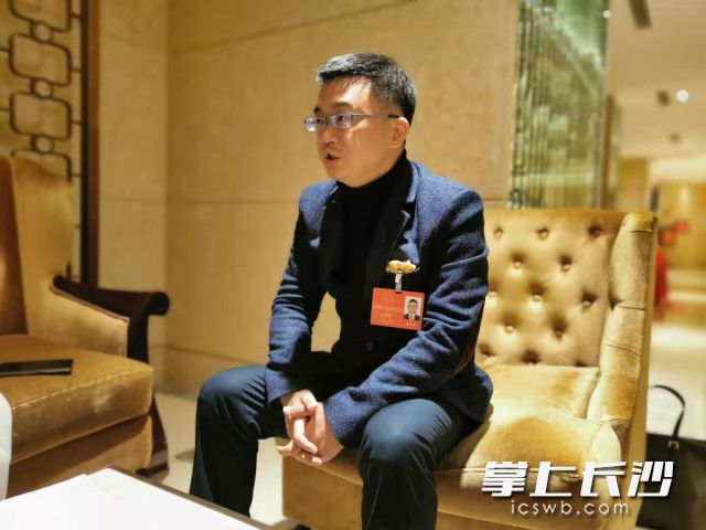 市人大代表、中国中金财富长沙营业部总经理周帅军认为长沙经济发展后劲和潜力无限。