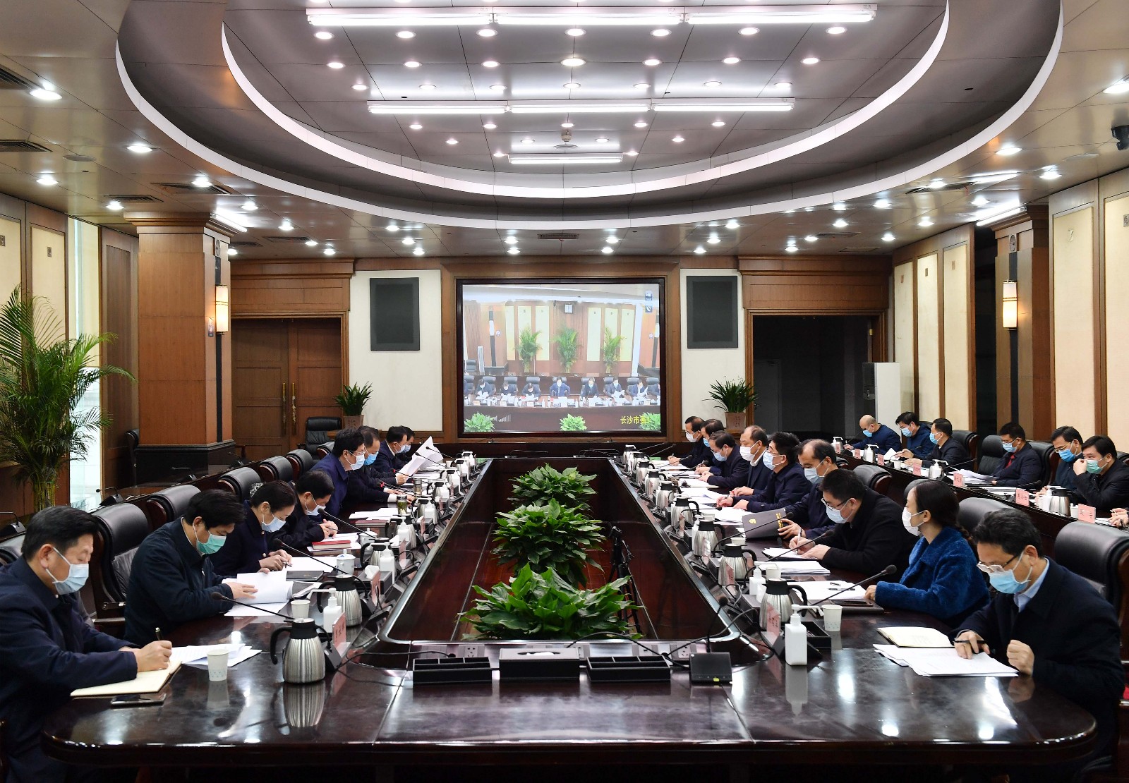 全市经济运行视频调度会议今日召开。长沙晚报全媒体记者周柏平摄