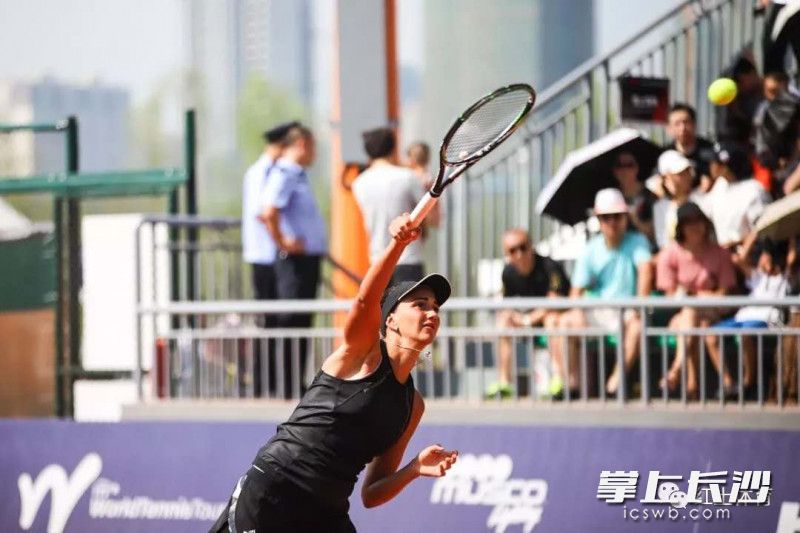 去年长沙红土比赛中的精彩瞬间。受访者提供