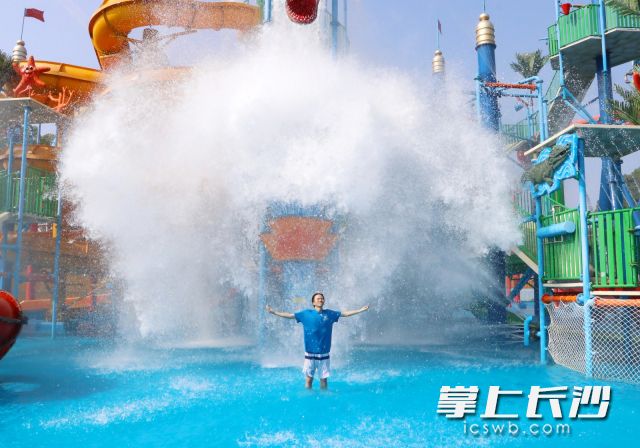 长沙园林生态园乐水魔方水世界全新升级26日开园。图片均为长沙晚报全媒体记者 贺文兵 通讯员 彭佳 摄