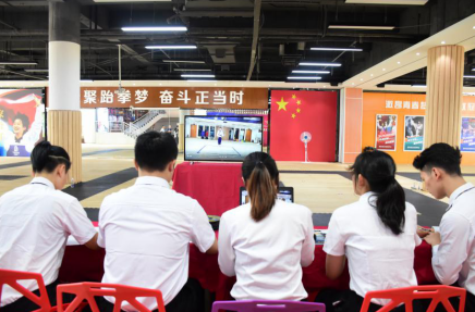 裁判线上考核选手。主办方供图 裁判线上考核选手。主办方供图