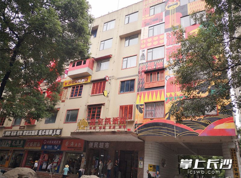 色彩亮丽的立面涂装。长沙晚报全媒体记者 周和平 摄