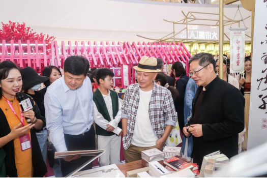 何立伟等嘉宾点赞宋朝美学集市。均为主办方供图