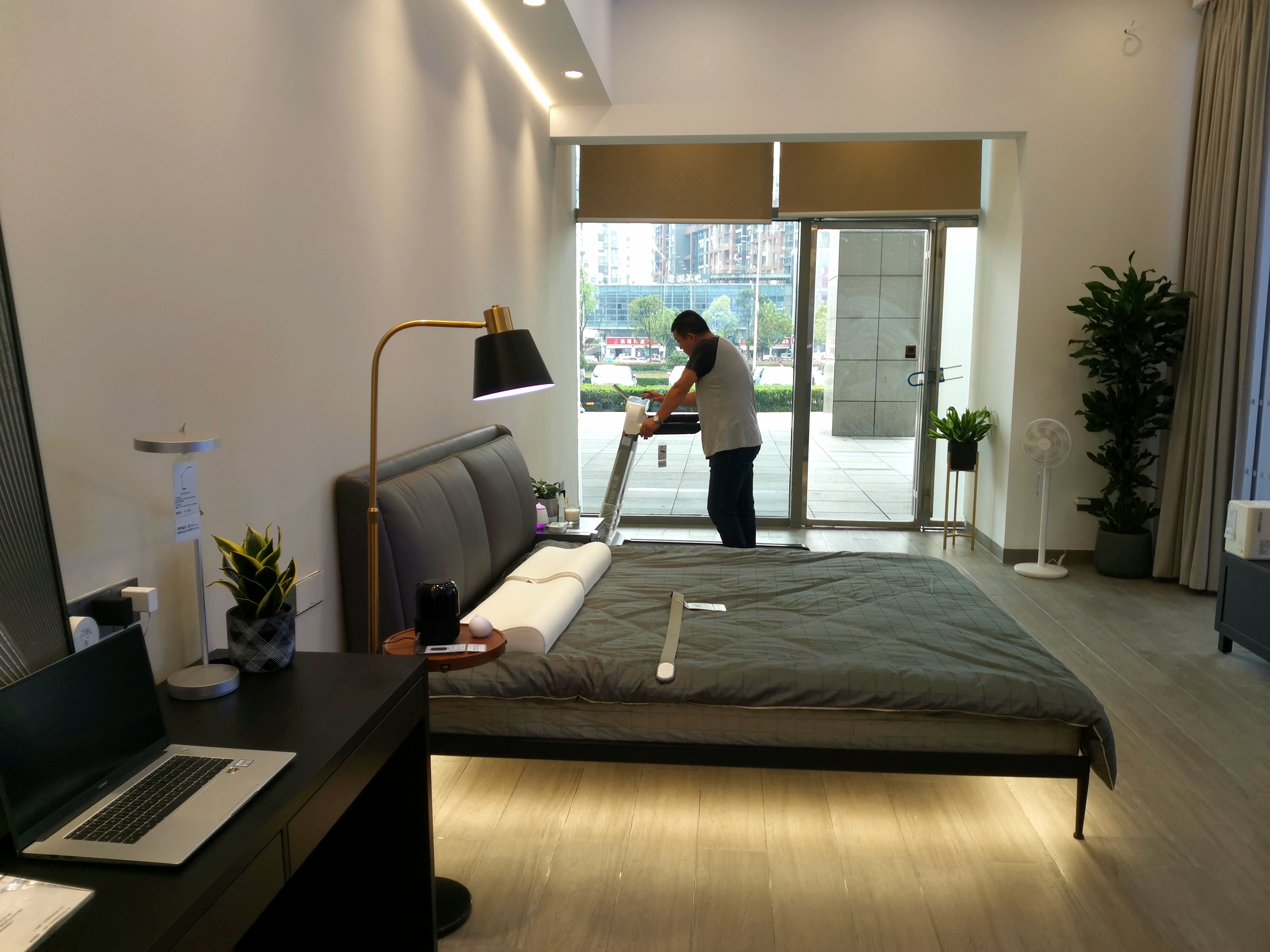 首家华为HiLink智慧生活馆现场。长沙晚报全媒体记者 王斌 摄
