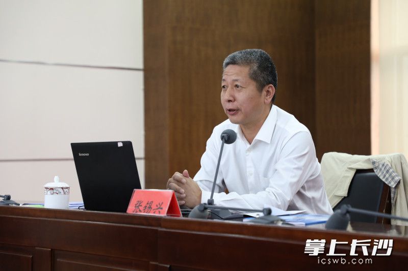 张锡兴为天心区参训人员作专题辅导。