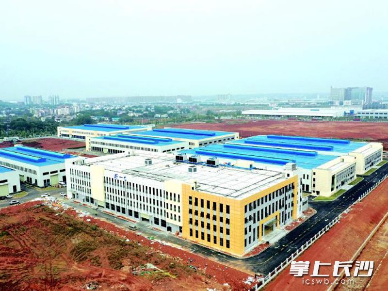 正在建设中的泰科天润项目。长沙晚报通讯员 张迪 摄