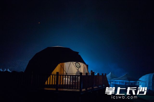 八面山星云帐篷。