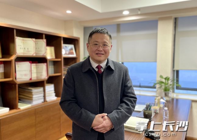 十二届长沙市政协委员周勇。全媒体记者 唐朝昭 摄