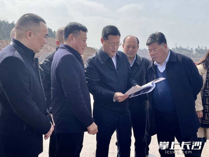 副市长朱东铁对省环保督察“回头看”反馈问题整改工作进行现场督查。长沙晚报全媒体记者 唐朝昭 摄