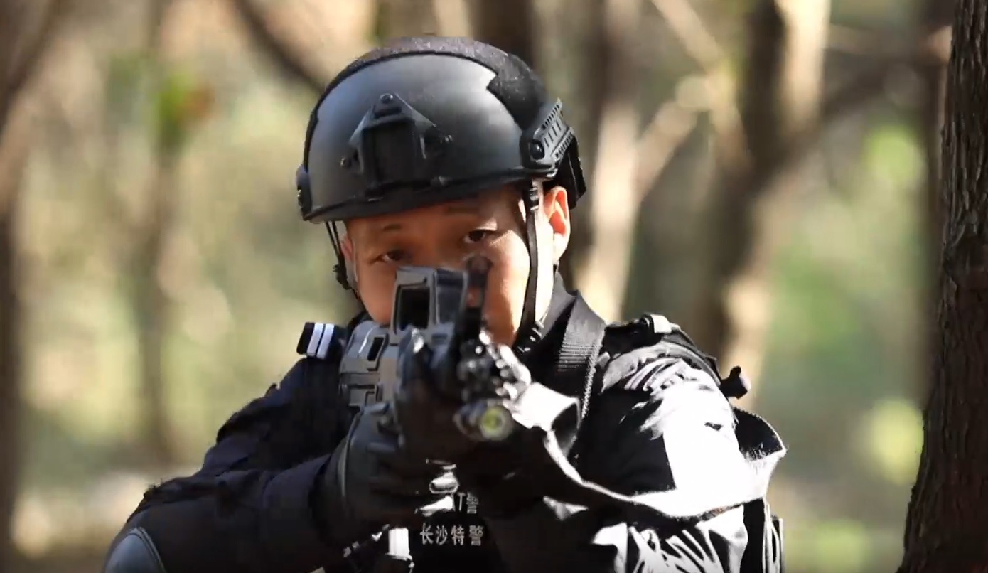 特警于勇
