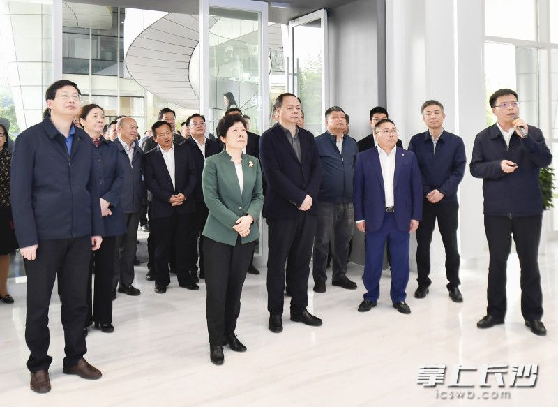 4月22日下午，全市一季度重点工作拉练点评走进岳麓·中建智慧谷。长沙晚报全媒体记者 余劭劼 摄