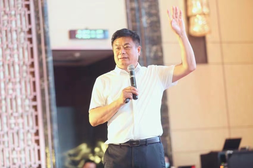 “中国志愿填报第一人”张才生教授现场授课。