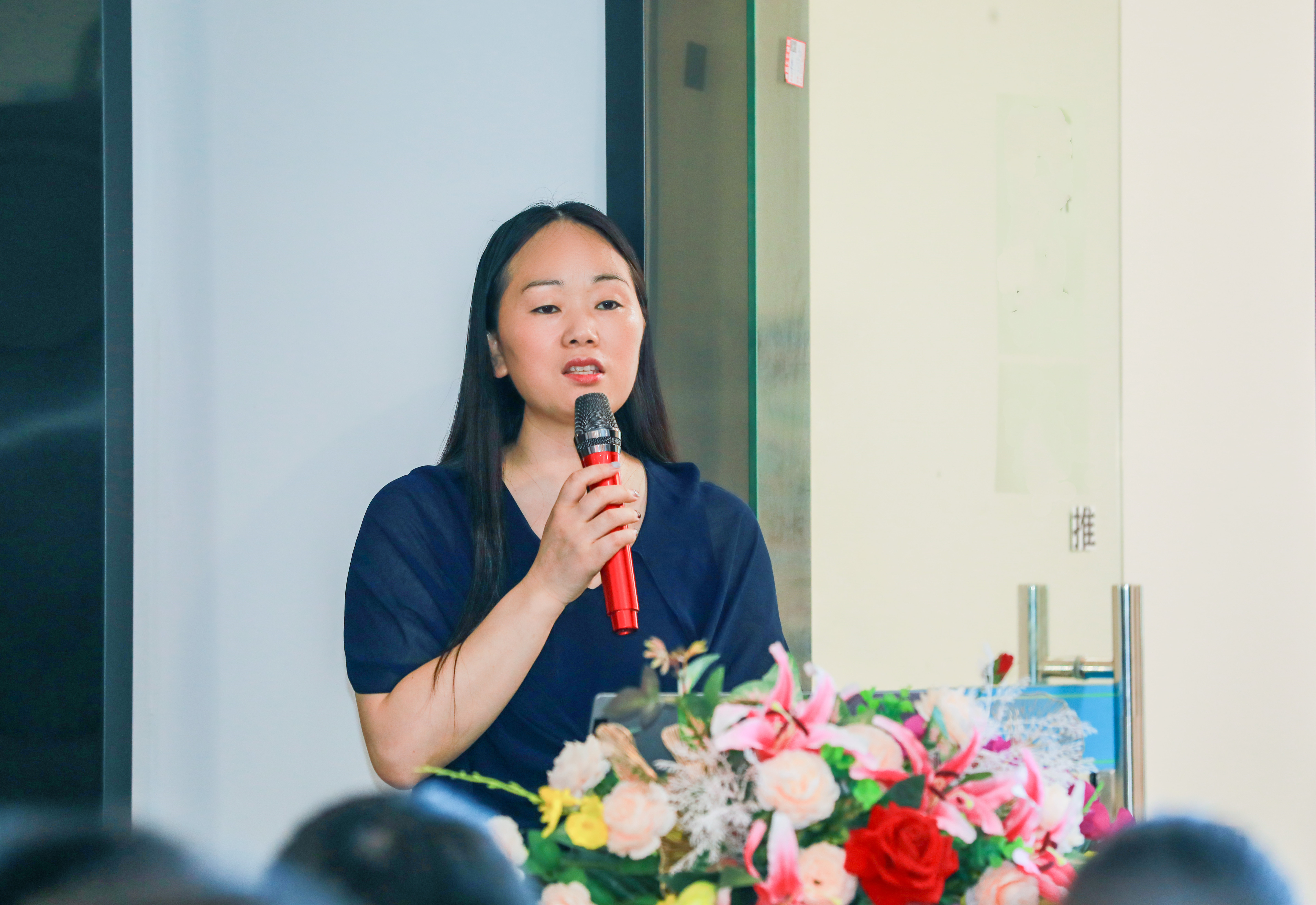 衡坦学校校长叶云霞表示，希望同学们填报好志愿，走进心仪的大学。