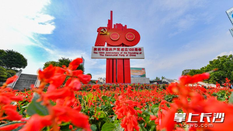 滨江文化园三馆一厅。
