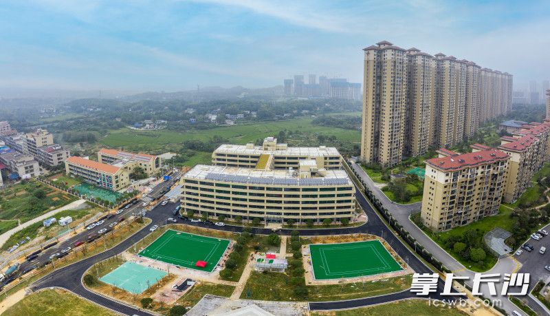 望城区养老中心9月底竣工，十月投入使用。摄影全媒体记者 陈飞