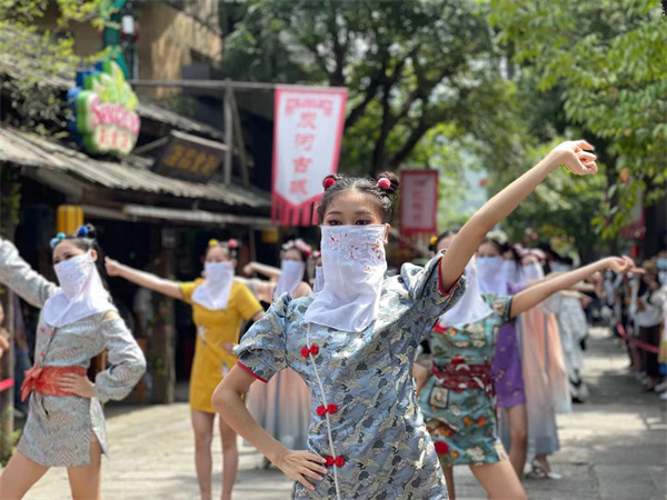 炭河古称快闪秀。