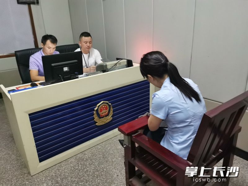 刘某英对自己的违法行为供认不讳。