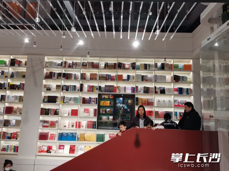 1月8日，位于橘子洲景区美孚洋行旧址的乐之书店橘子洲店正式开业。均为长沙晚报全媒体记者 黄能 摄