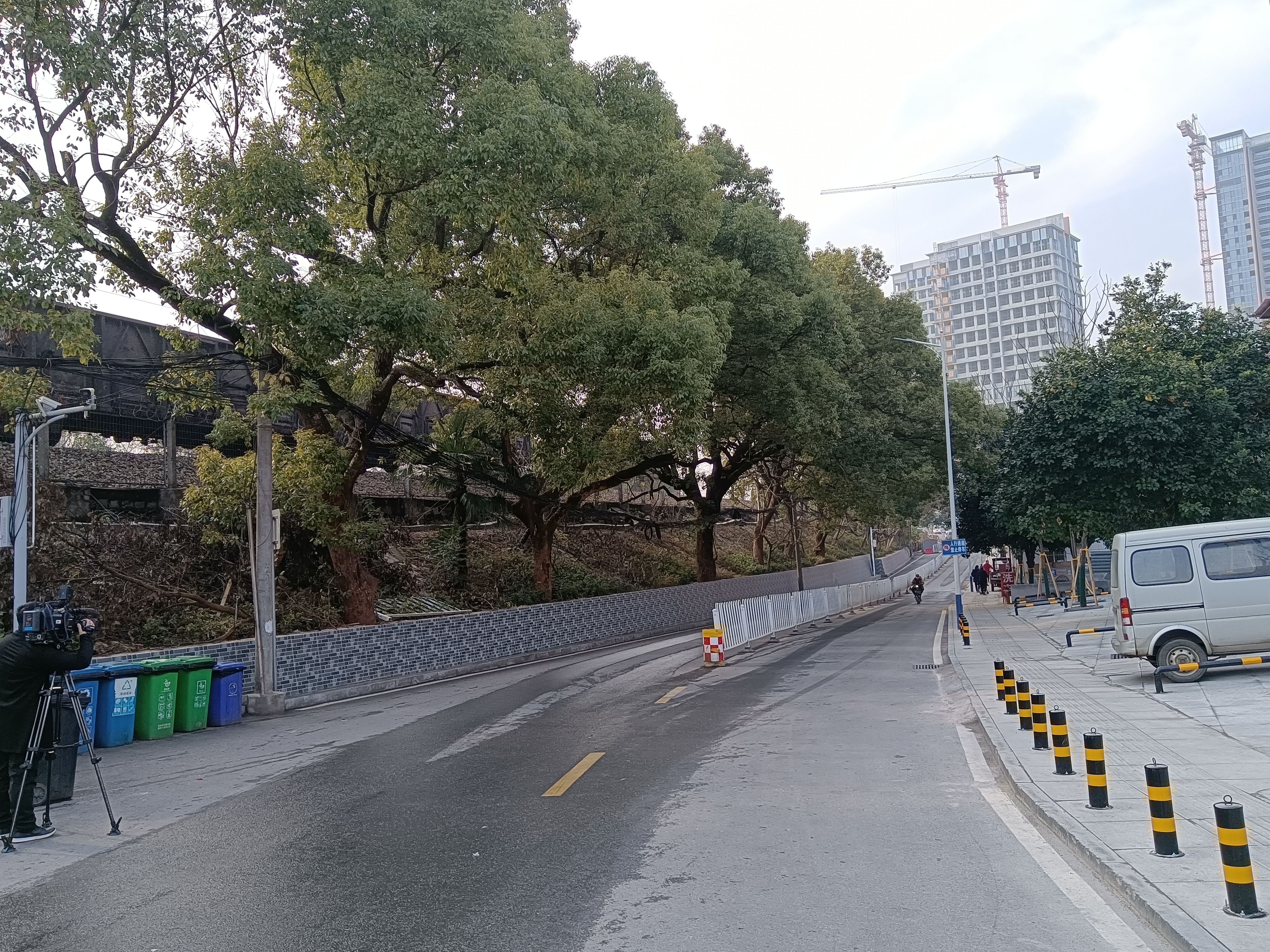 道路和停车场也整修一新。长沙晚报全媒体记者 王斌 摄