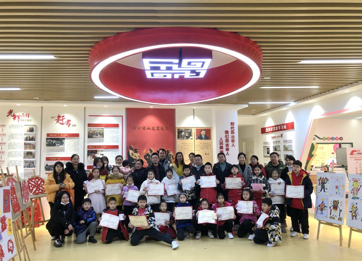 芙蓉南路社区携手学校提供丰富的实践活动，让孩子们度过一个有意义的寒假。