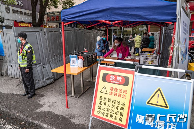 根据疫情防控形势需要，3月20日，芙蓉区朝阳街道莫泰酒店被选定为芙蓉区集中隔离点。均为长沙晚报全媒体记者 陈飞摄