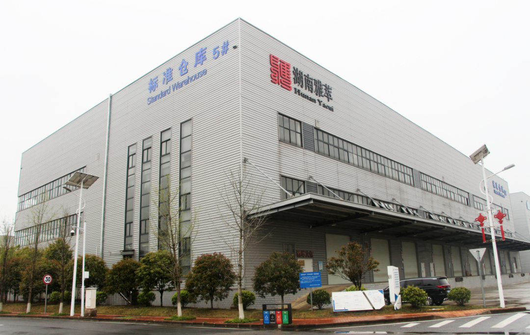 湖南回流文物商店有限公司在自贸临空区的仓库。 湖南回流文物商店有限公司在自贸临空区的仓库。