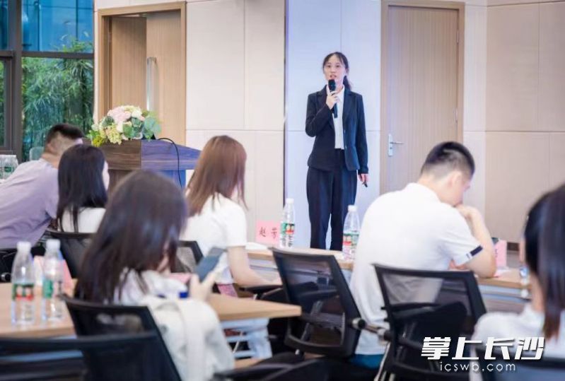 参训学员在听课。长沙晚报通讯员 刘晓军 供图