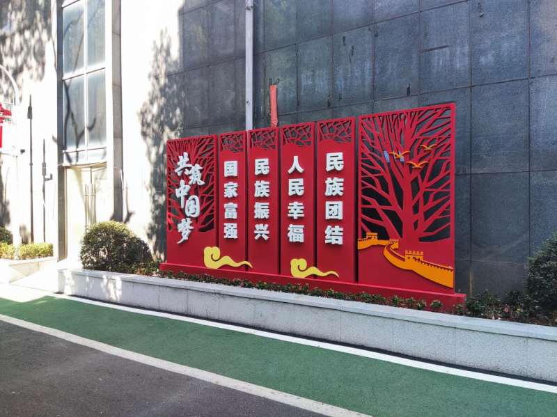改造后，小区旧貌换新颜。