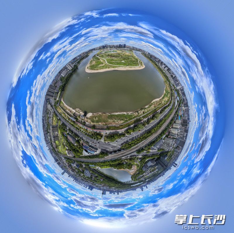 远眺马栏山。