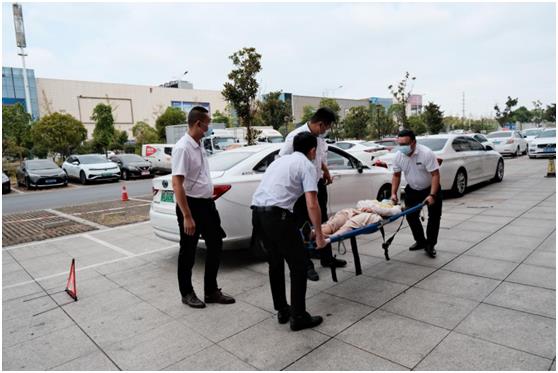 网约车安全应急救援演练。资料图片