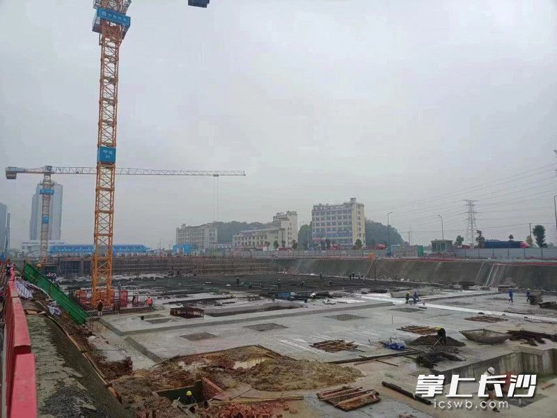 长沙海吉星二期加紧建设。