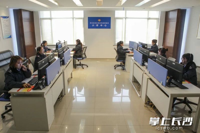 雨花区税务局创新推出了“问办协同”的税收服务新模式，真正实现了一个电话就能办好的“非接触式”办税。