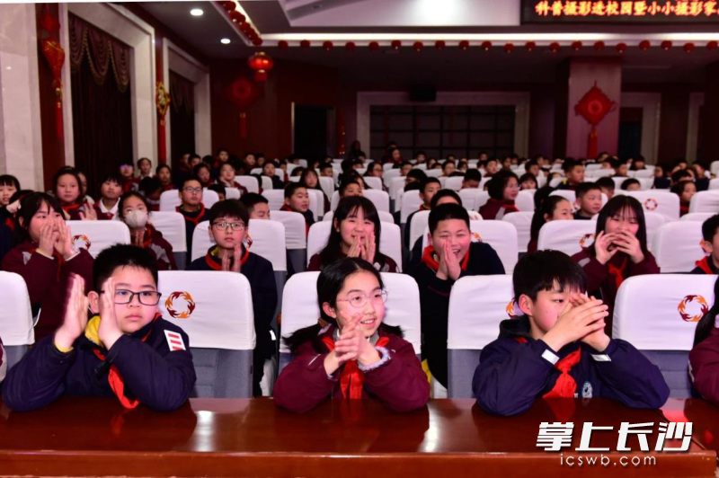 《辨认星座和手机拍摄》主题讲座现场。