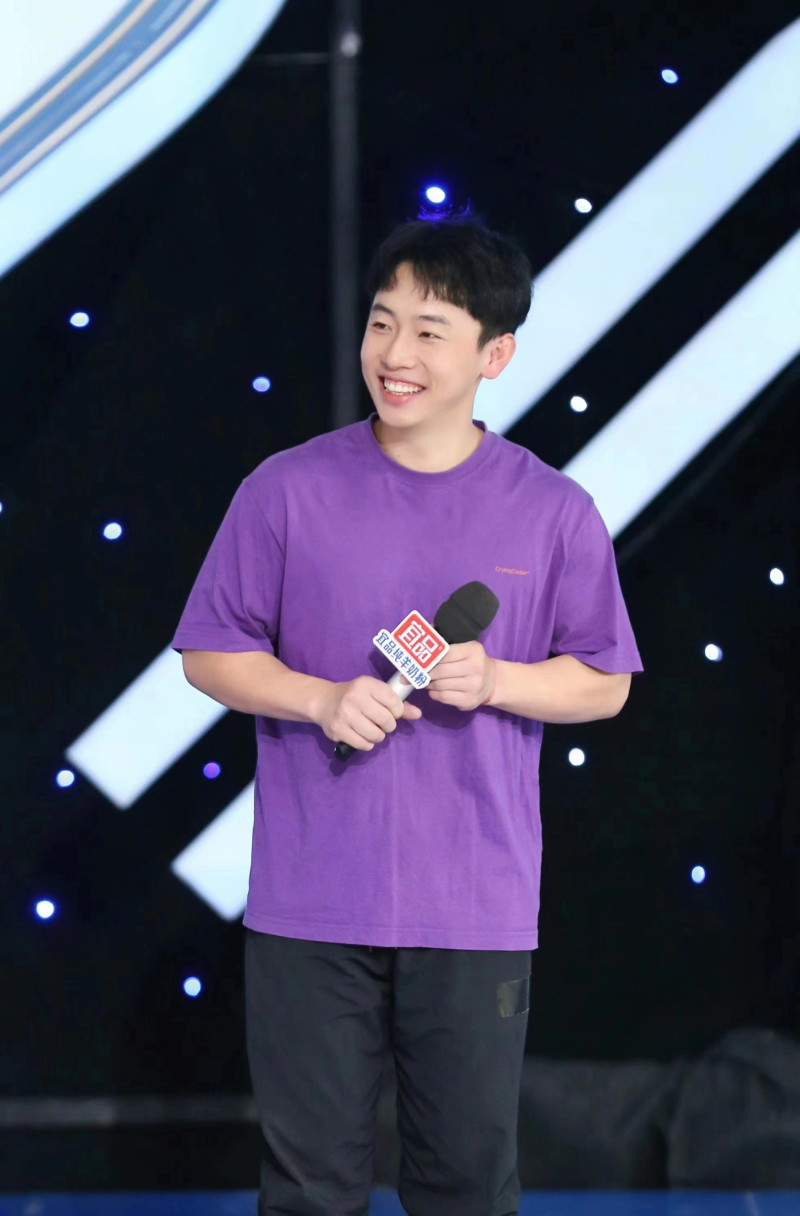 体操奥运冠军邹凯惊喜亮相马栏山。 均为金鹰卡通供图