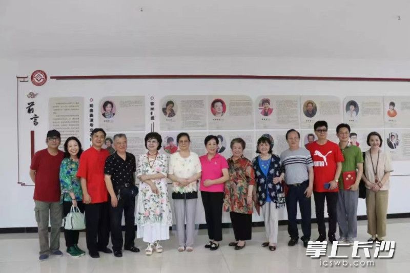 该校成立“湖南地方戏曲非遗传承工作室”，推进“订单式”培养。