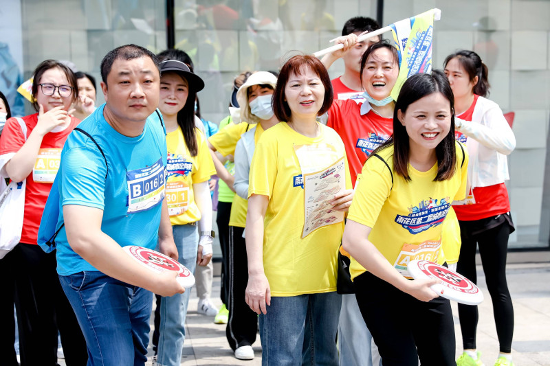 飞盘挑战。 飞盘挑战。
