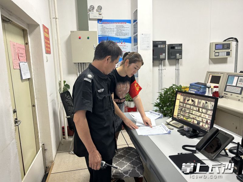 7月8日起，雨花区全面开展夜间安全检查“零点”行动，深入排查夜间各类场所消防安全隐患。