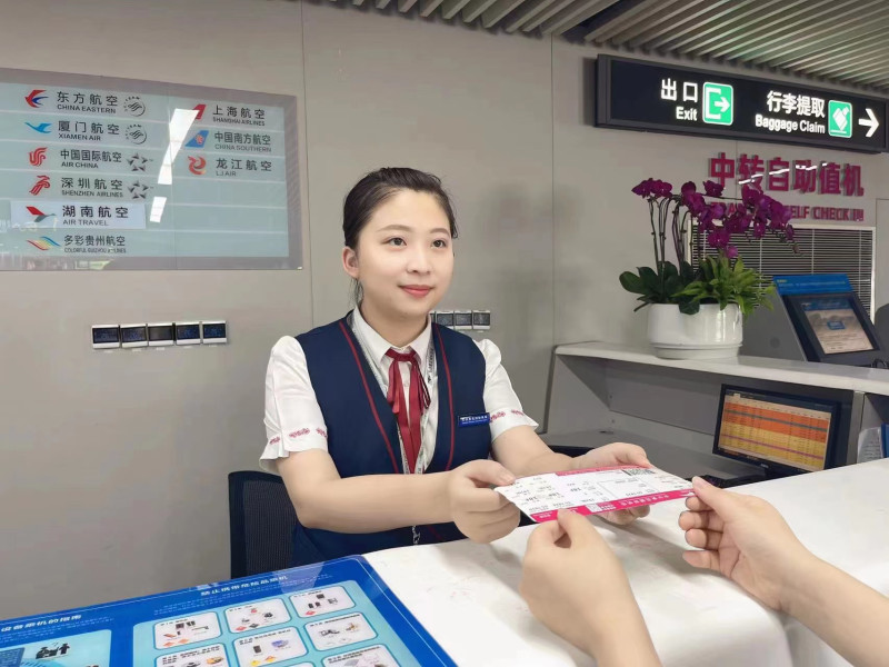 长沙黄花机场“经长飞”中转服务再次升级，进一步提升旅客出行体验感。 均为长沙黄花国际机场 供图