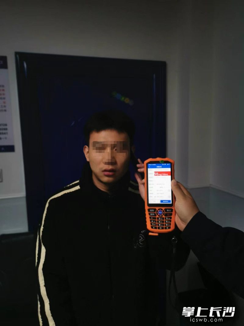 段某被查出涉嫌醉驾