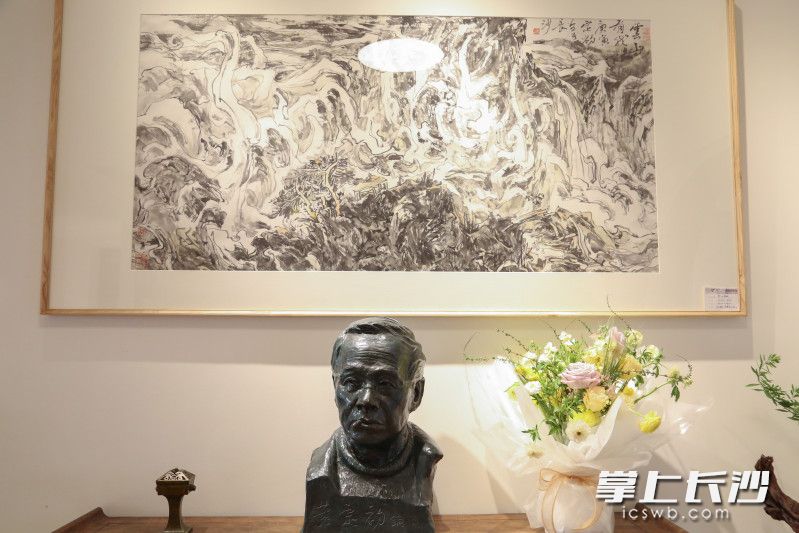 《云山有我》画作。均为长沙晚报全媒体记者 王珊琪 摄