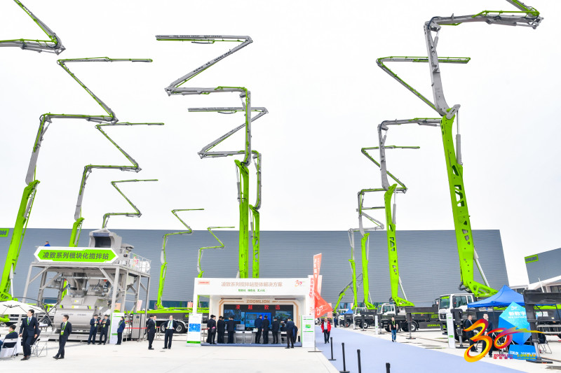 中联重科以“数字化、智能化、绿色化”为发展方向，实现经营质效双收。资料图片